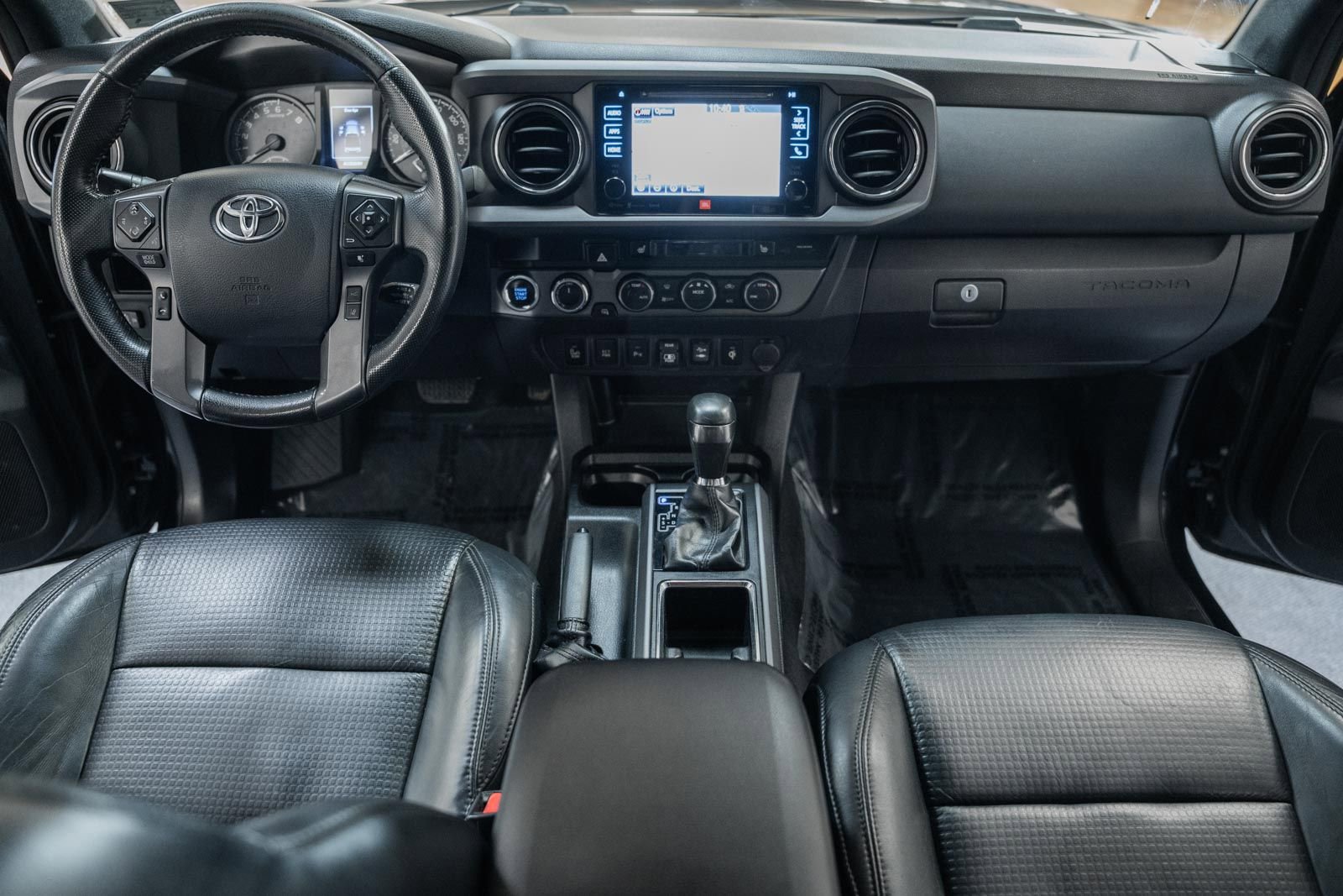 Used 2019 Toyota Tacoma TRD Sport image 21