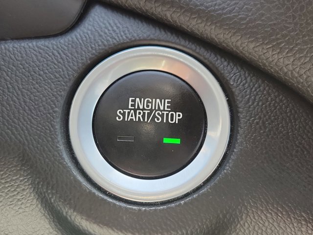 Used 2018 Chevrolet Equinox LT image 31