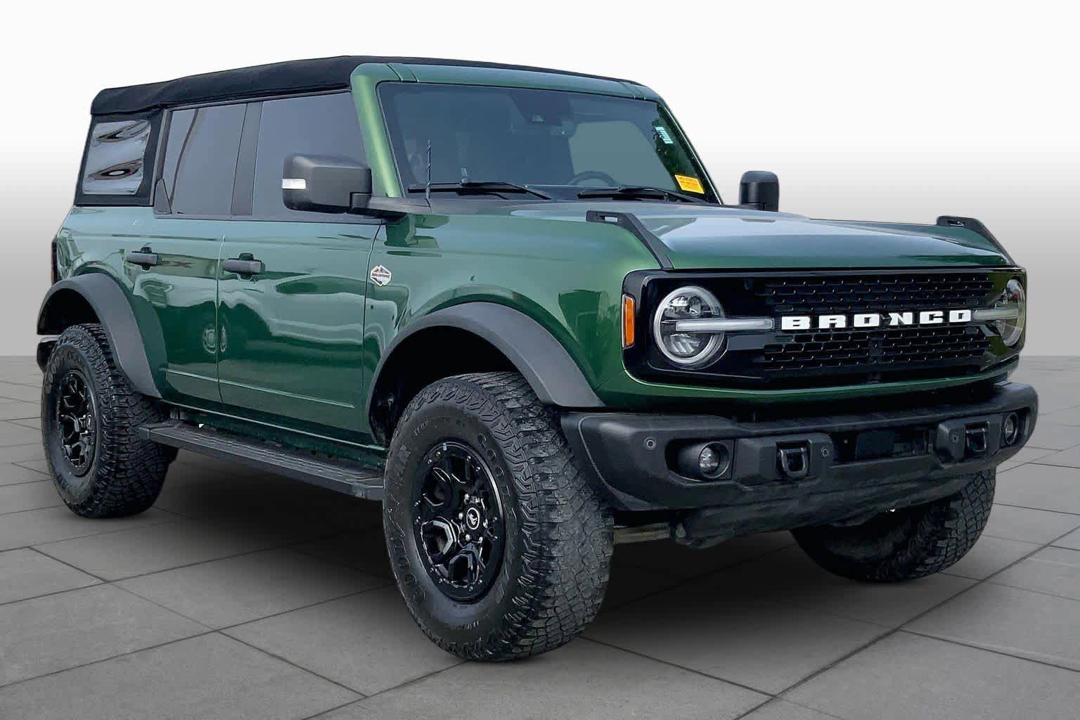 Certified 2023 Ford Bronco Wildtrak AWD/4WD image 3
