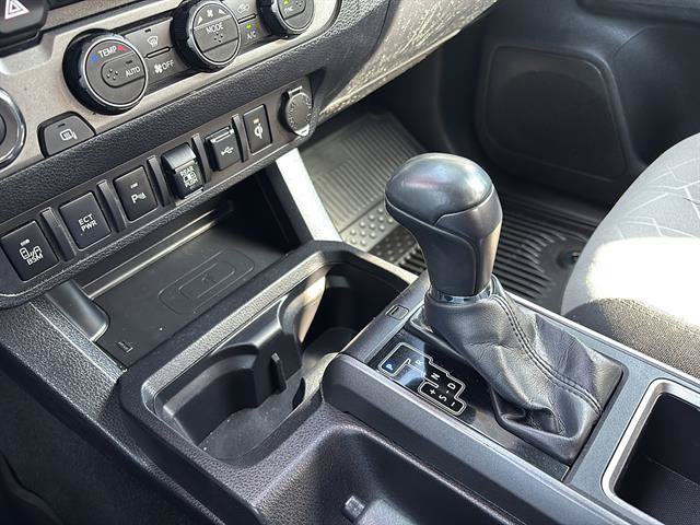 Used 2022 Toyota Tacoma TRD Sport w/ Technology Package AWD/4WD image 25