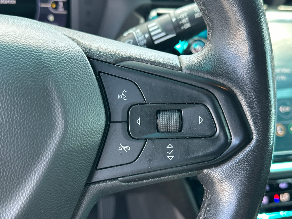 Used 2022 Chevrolet Bolt LT FWD image 26