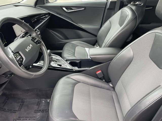 Used 2023 Kia Niro EX FWD image 23