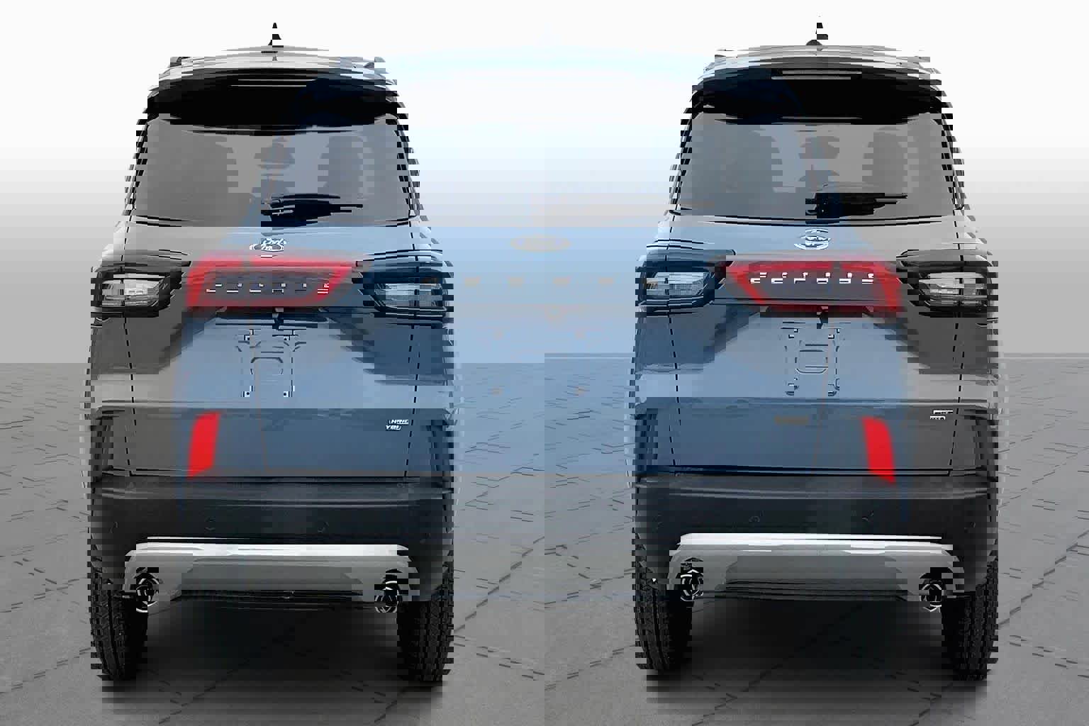 Certified 2025 Ford Escape SE w/ PHEV Premium Package image 4