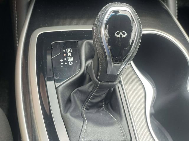Used 2019 INFINITI QX60 Luxe w/ Essential Package FWD image 31
