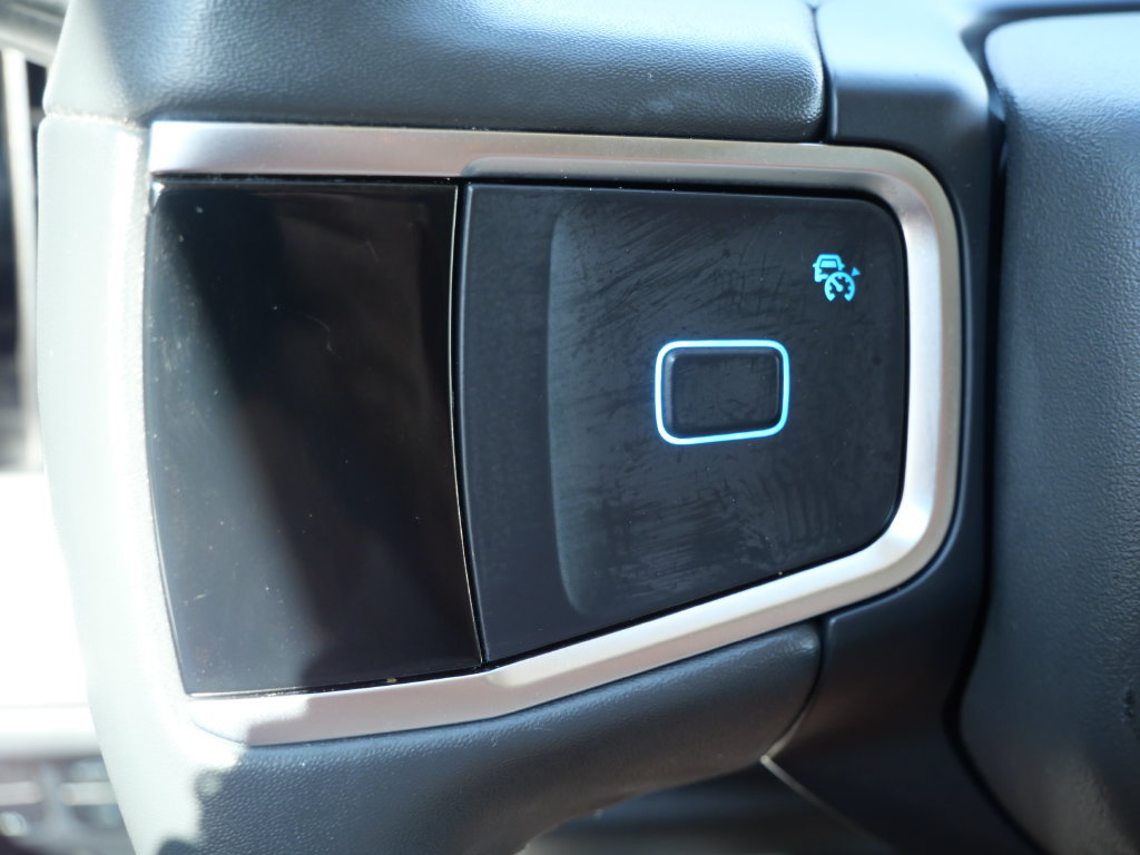 Certified 2025 Ford Expedition Active AWD/4WD image 23