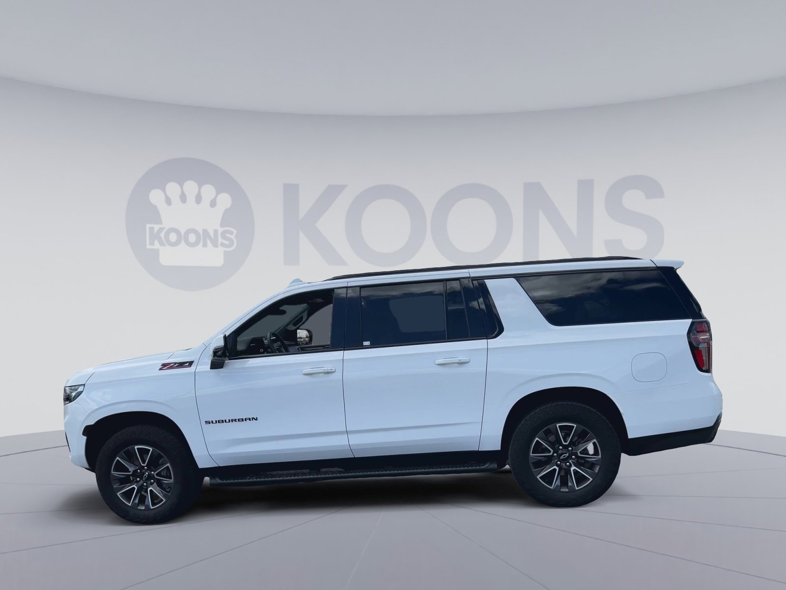 Used 2023 Chevrolet Suburban Z71 w/ Z71 Off-Road Package AWD/4WD image 8