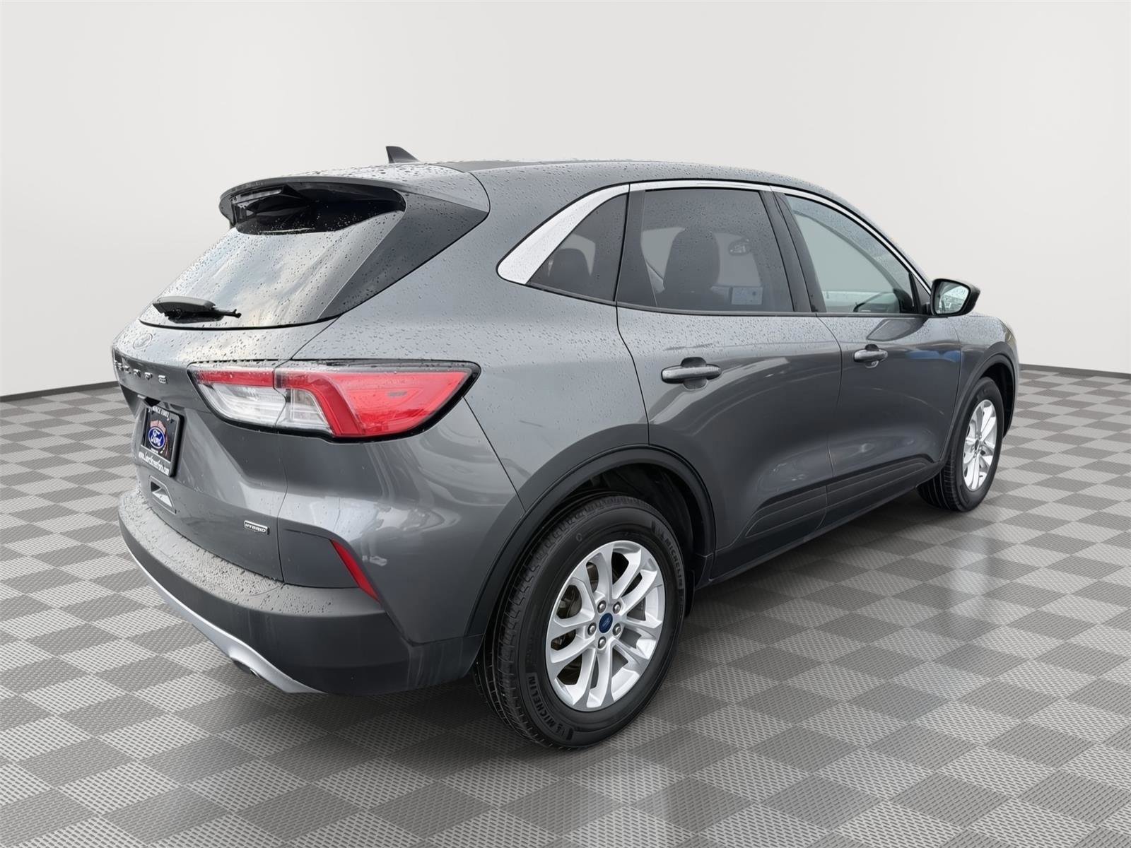 Certified 2022 Ford Escape SE w/ Convenience Package image 5