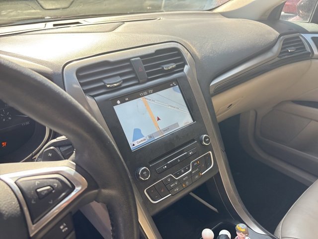 Certified 2017 Ford Fusion SE w/ Fusion SE Technology Package image 16