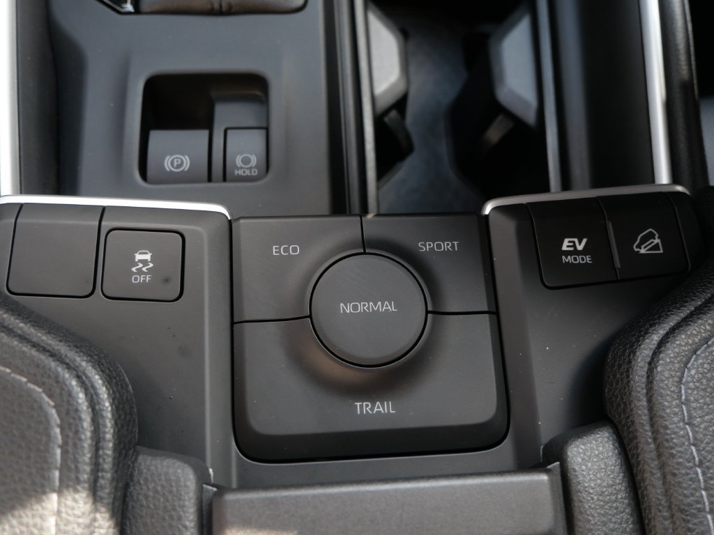 Used 2024 Toyota Grand Highlander AWD Hybrid image 26