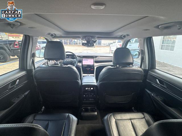 Used 2023 Jeep Grand Cherokee L Limited w/ Black Appearance Package RWD image 26