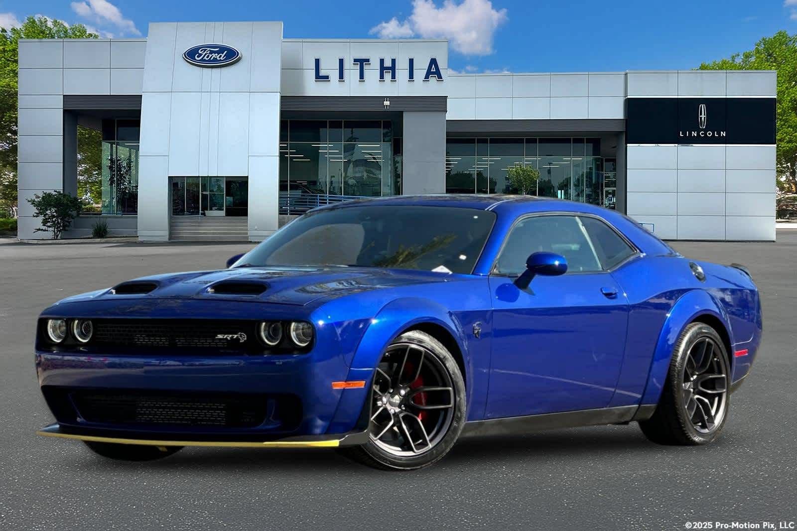 Used 2020 Dodge Challenger SRT Hellcat Redeye RWD image 1