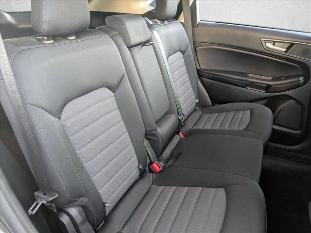 Certified 2023 Ford Edge SE w/ Black Appearance Package AWD/4WD image 19