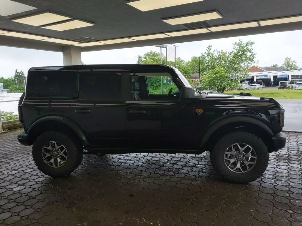 Certified 2025 Ford Bronco Badlands AWD/4WD image 5