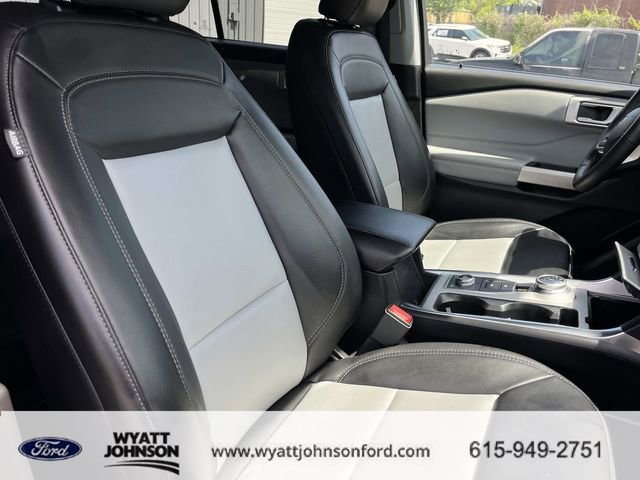 Certified 2023 Ford Explorer XLT w/ Equipment Group 202A AWD/4WD image 26