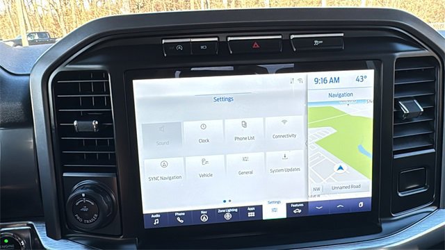 Certified 2021 Ford F150 Lariat w/ Equipment Group 502A High image 23