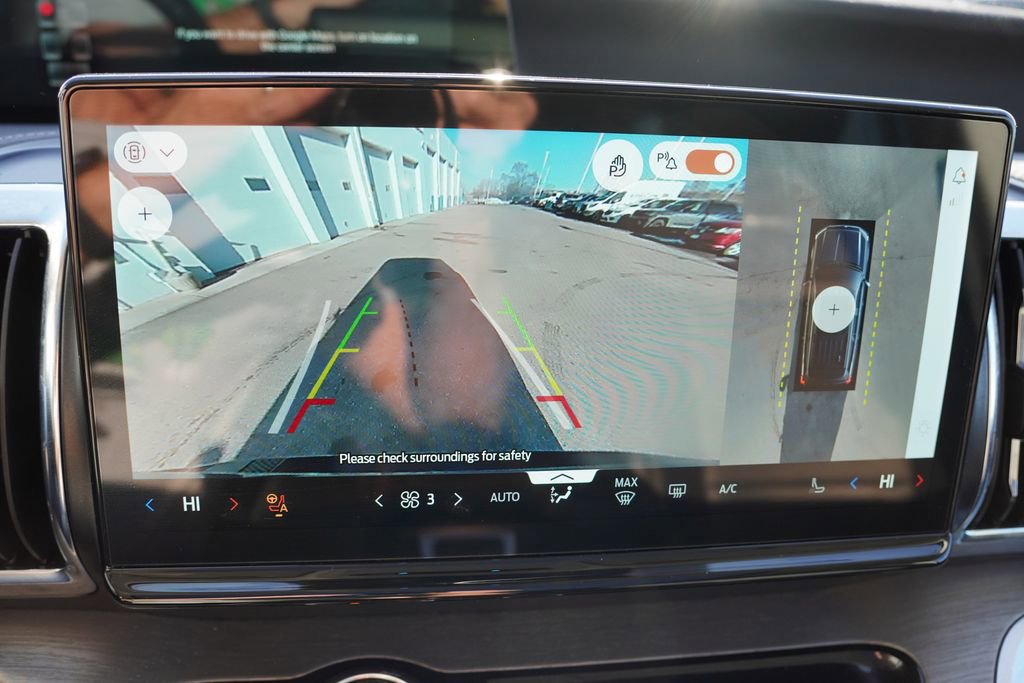 Certified 2025 Ford Expedition Max Platinum image 44