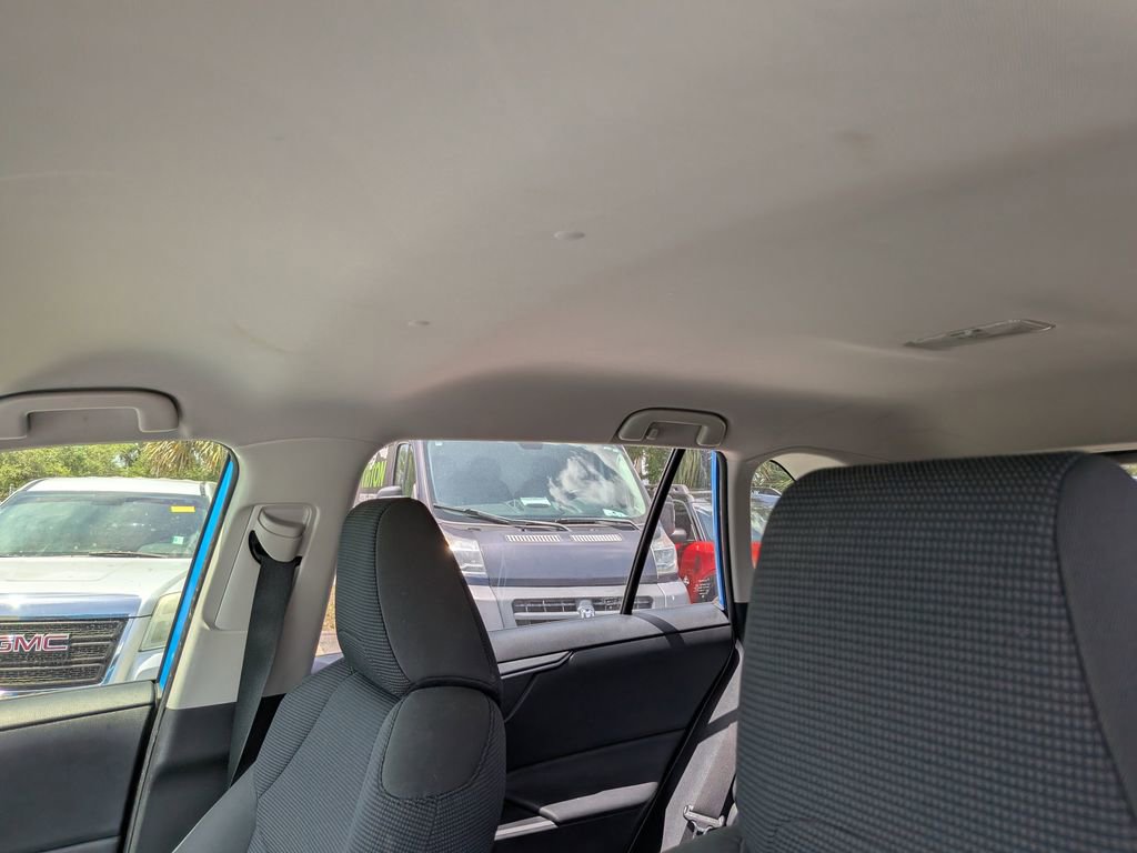 Used 2019 Toyota RAV4 LE FWD image 19