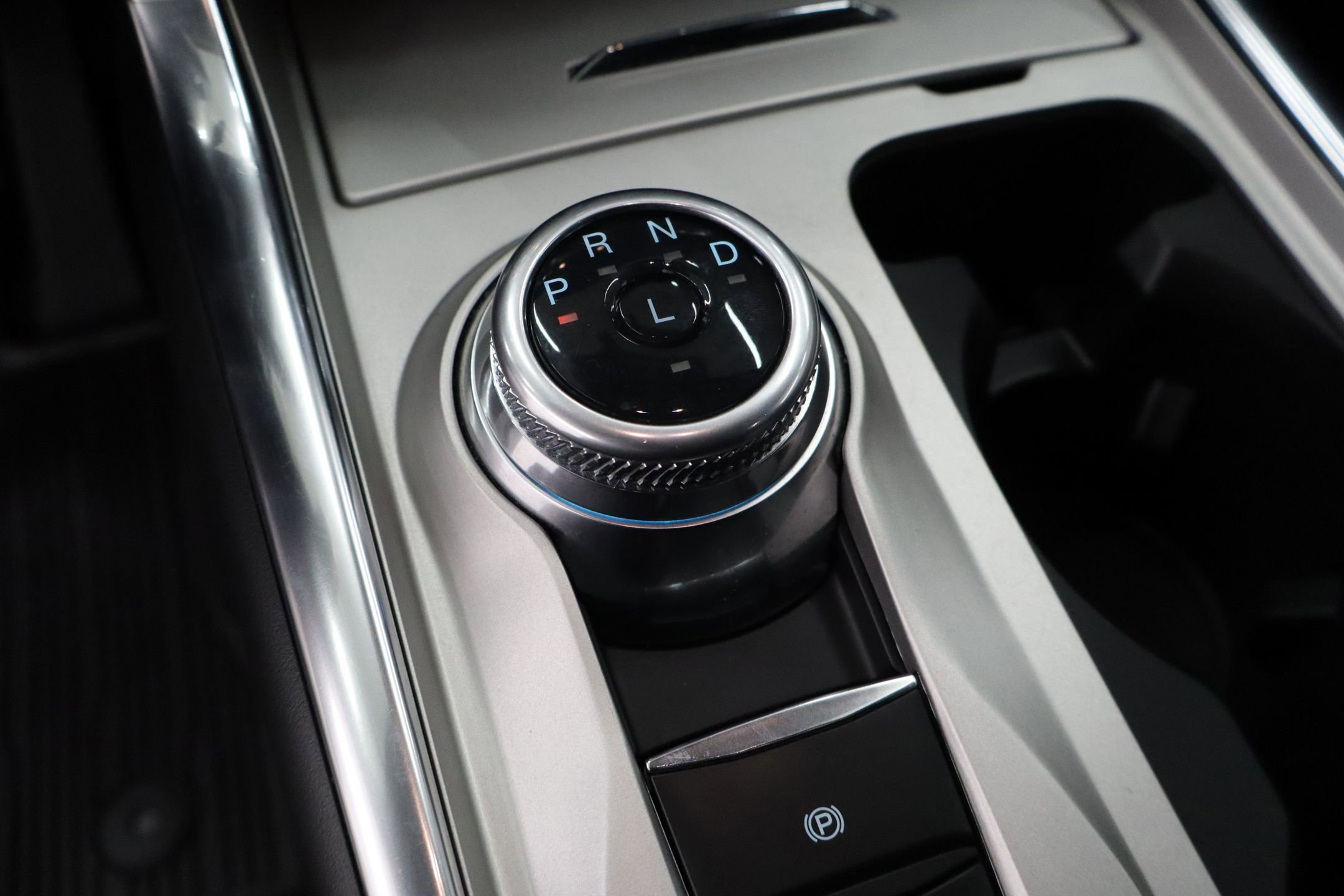 Certified 2023 Ford Explorer XLT w/ Equipment Group 202A RWD image 27