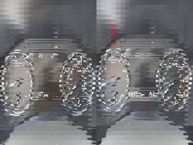 Used 2024 Mitsubishi Outlander SE FWD image 13