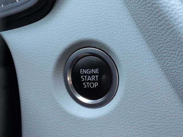 Used 2023 Toyota Corolla SE w/ SE Premium Package image 25