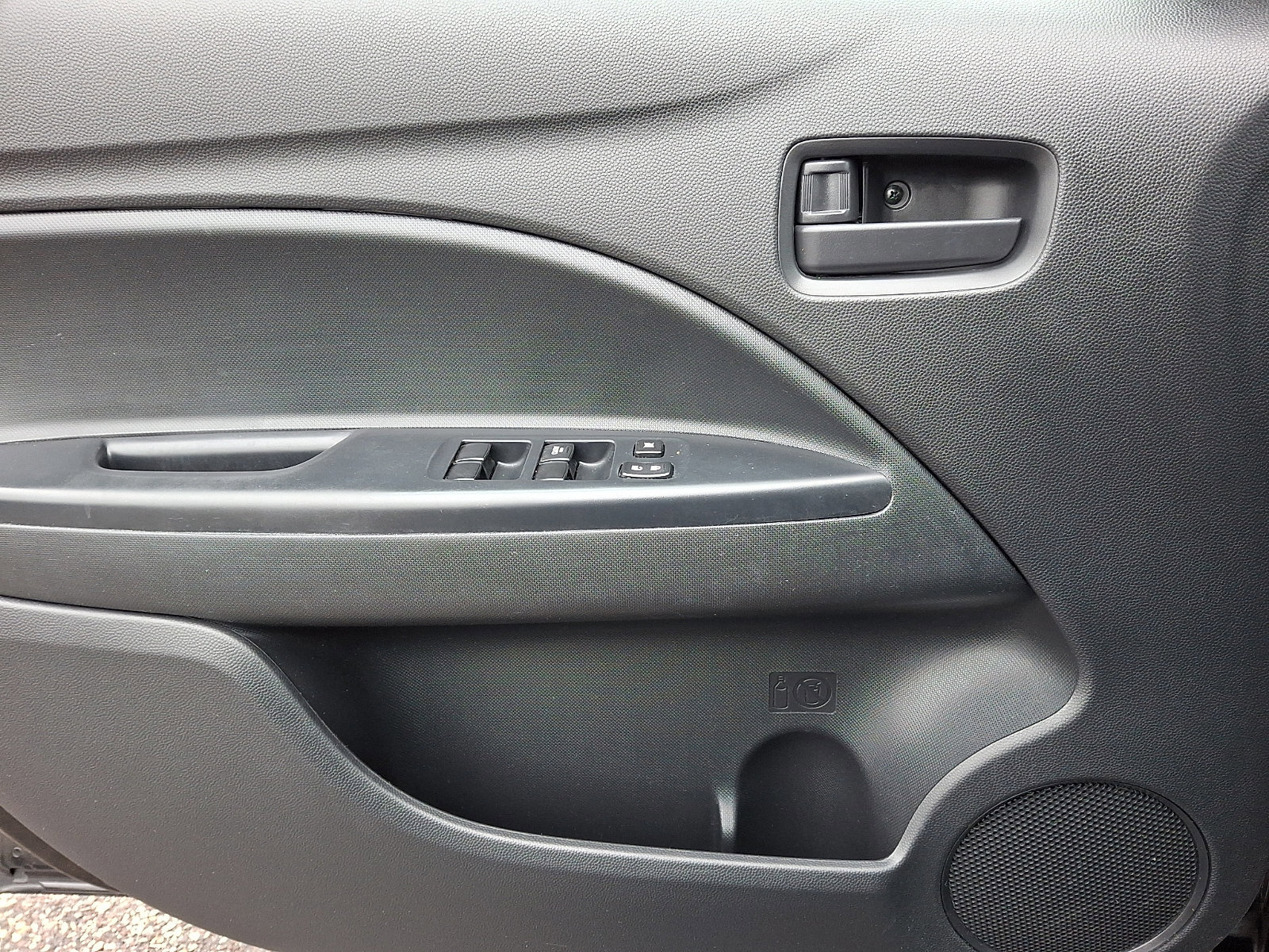 Used 2024 Mitsubishi Mirage ES image 22