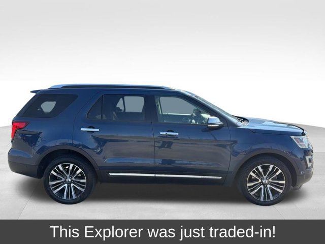 Certified 2017 Ford Explorer Platinum image 1