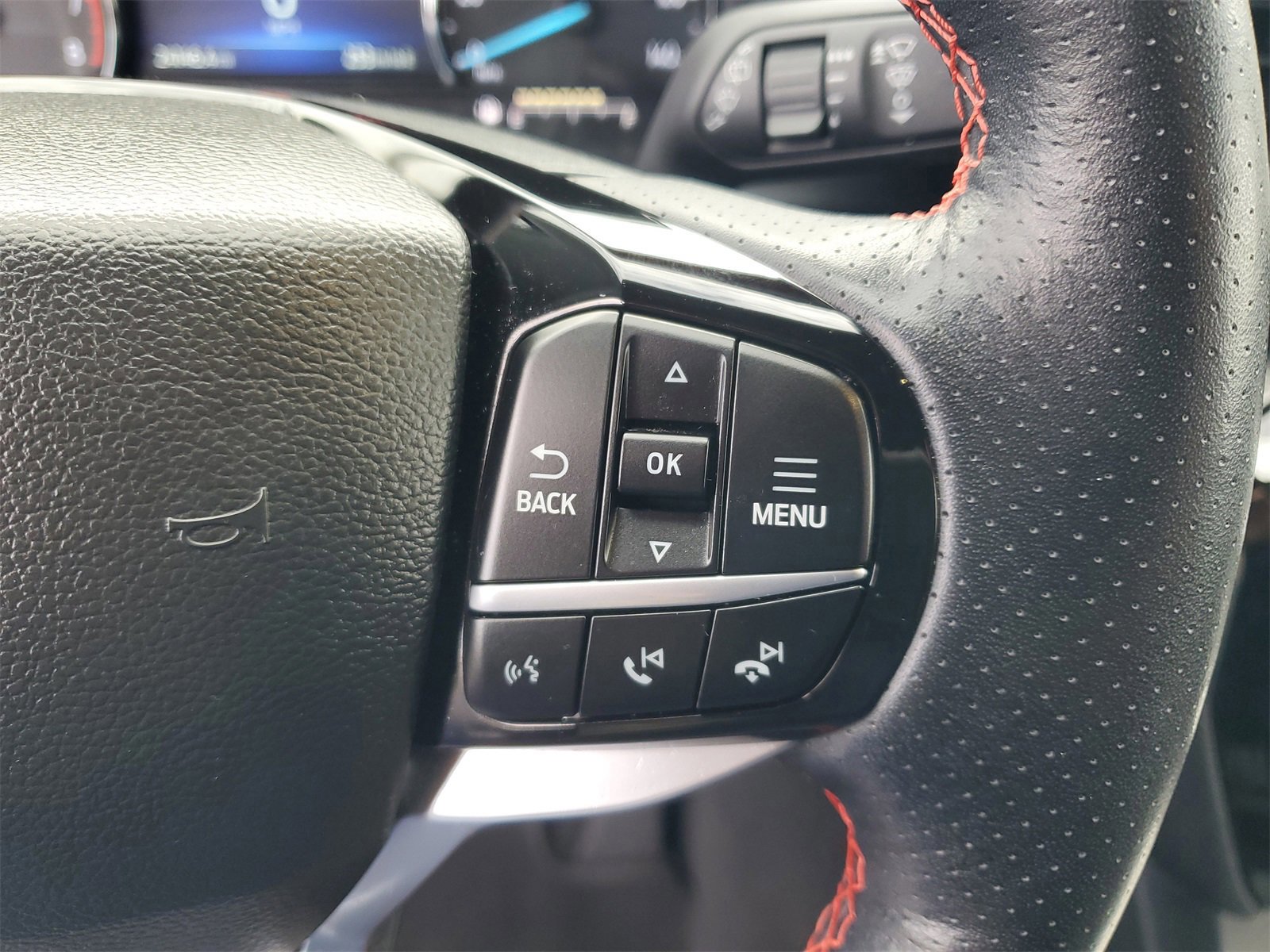 Certified 2023 Ford Explorer ST-Line w/ Class IV Trailer Tow Package image 22