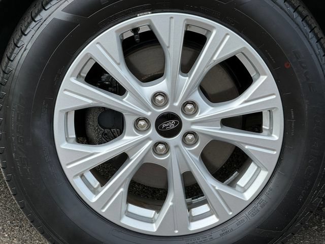 Certified 2023 Ford Escape Active w/ Cold Weather Package FWD image 17