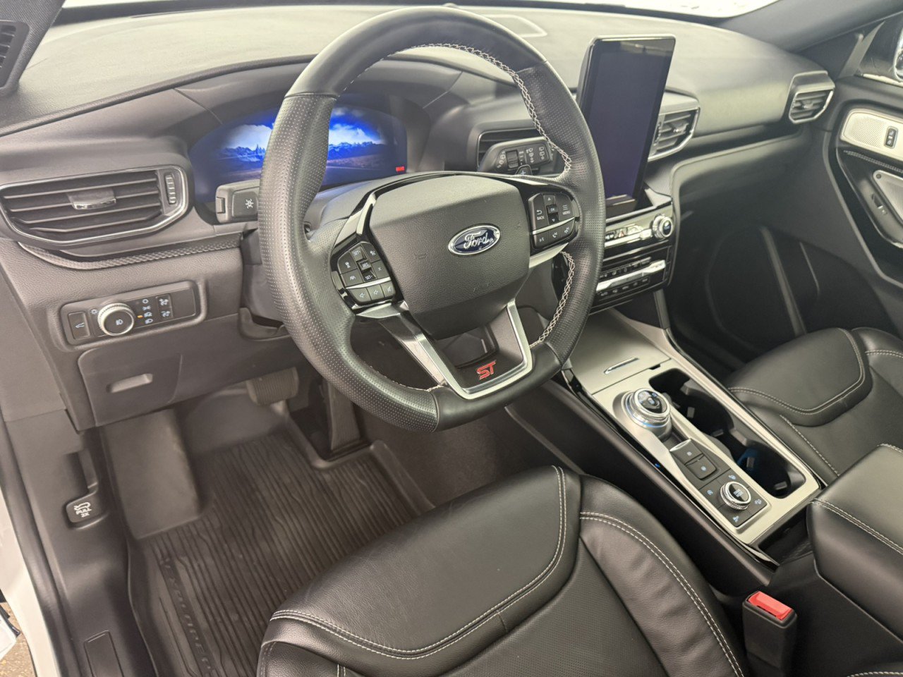 Certified 2021 Ford Explorer ST w/ Equipment Group 401A AWD/4WD image 19