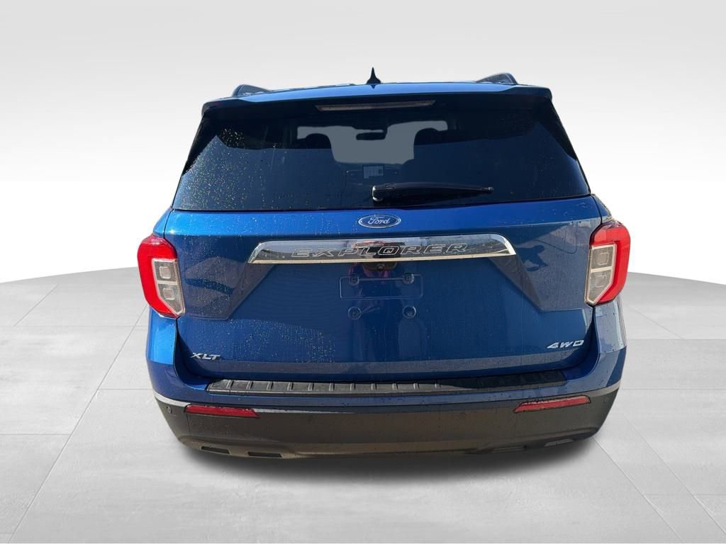 Certified 2022 Ford Explorer XLT image 6