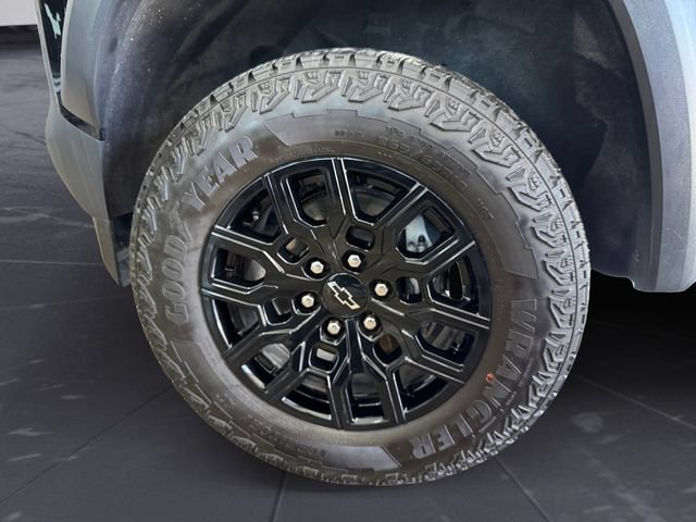 Used 2024 Chevrolet Colorado Trail Boss w/ Advanced Trailering Package AWD/4WD image 14
