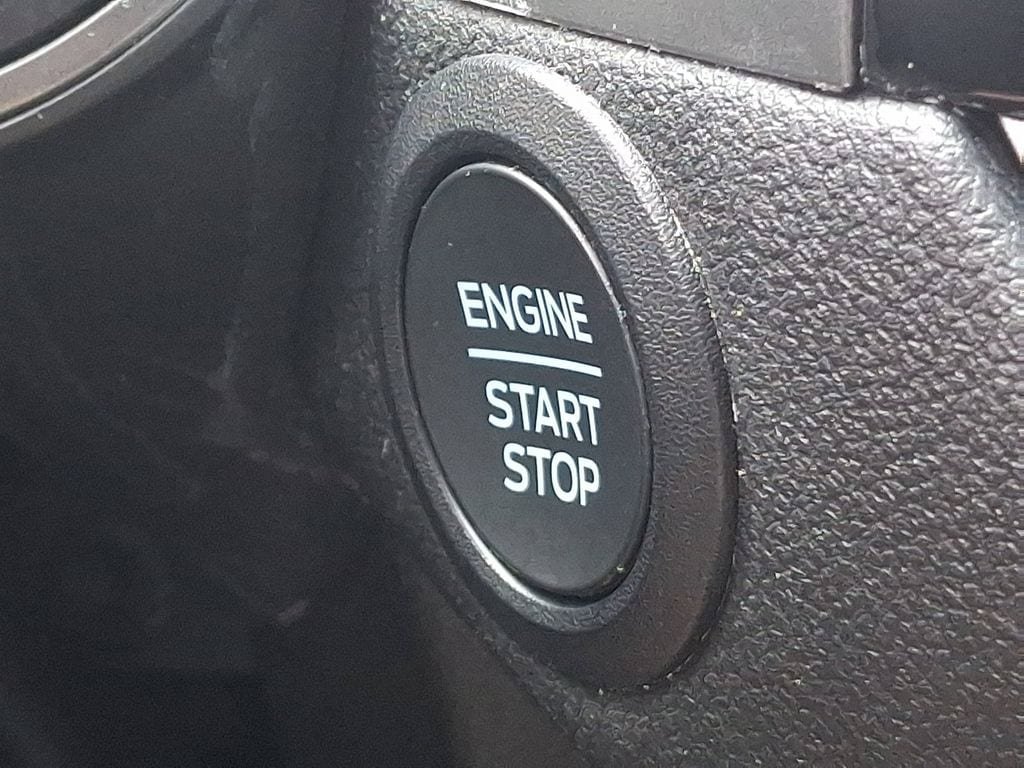 Certified 2023 Ford Escape Active AWD/4WD image 25