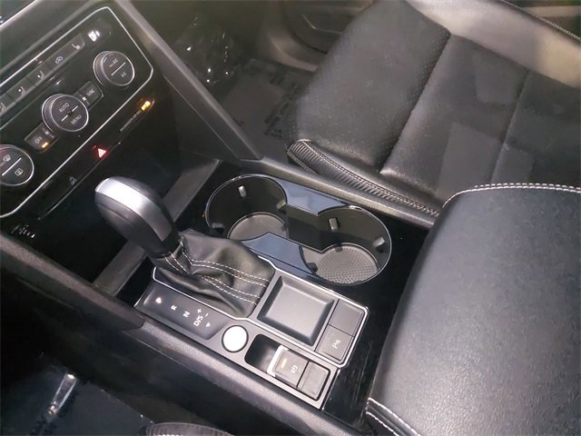 Used 2023 Volkswagen Atlas Cross Sport SE image 24