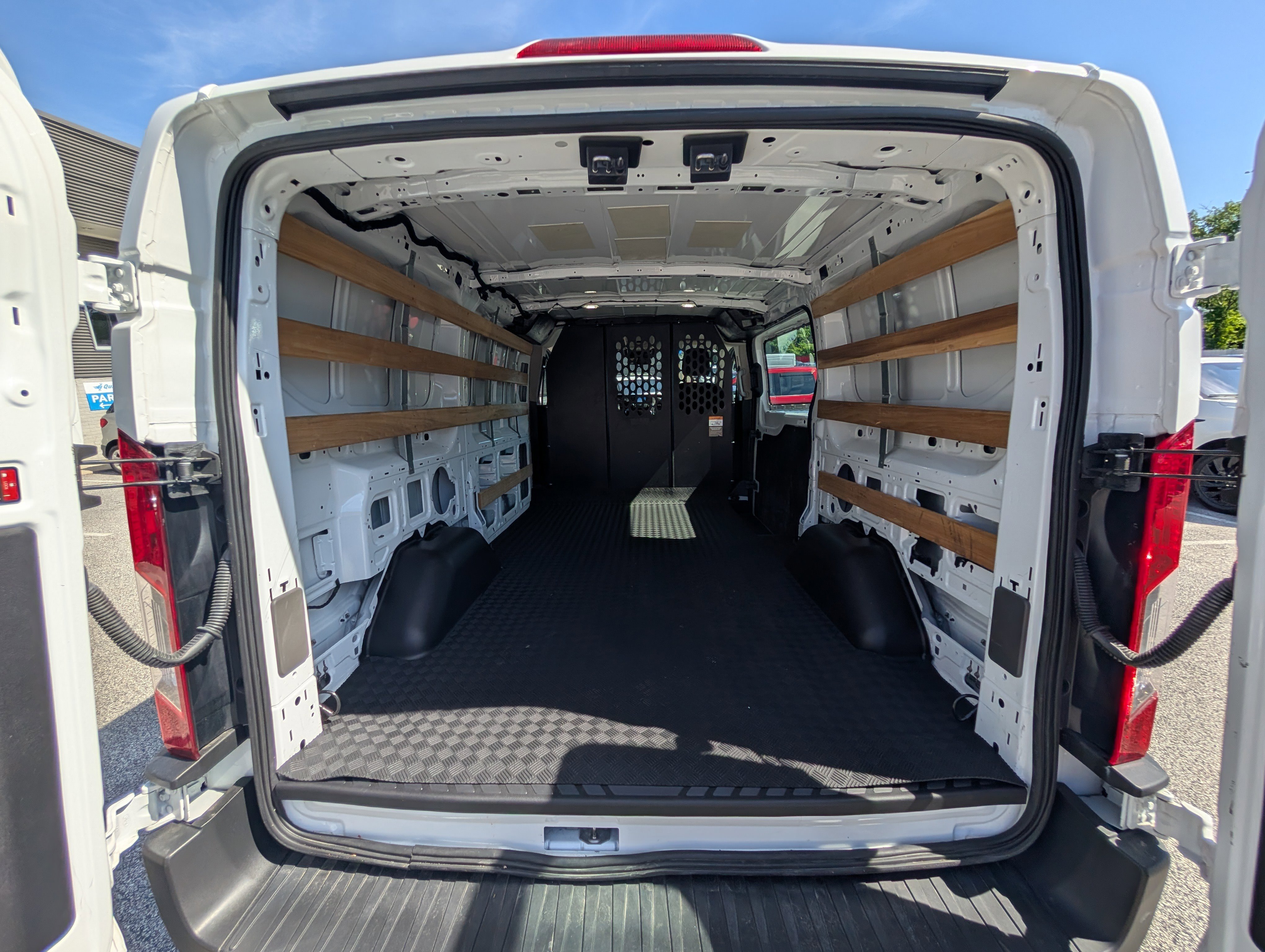 Certified 2024 Ford Transit 250 Low Roof w/ Exterior Upgrade Package RWD image 15