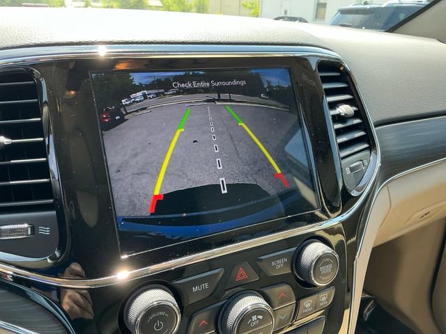 Used 2021 Jeep Grand Cherokee Limited AWD/4WD image 26