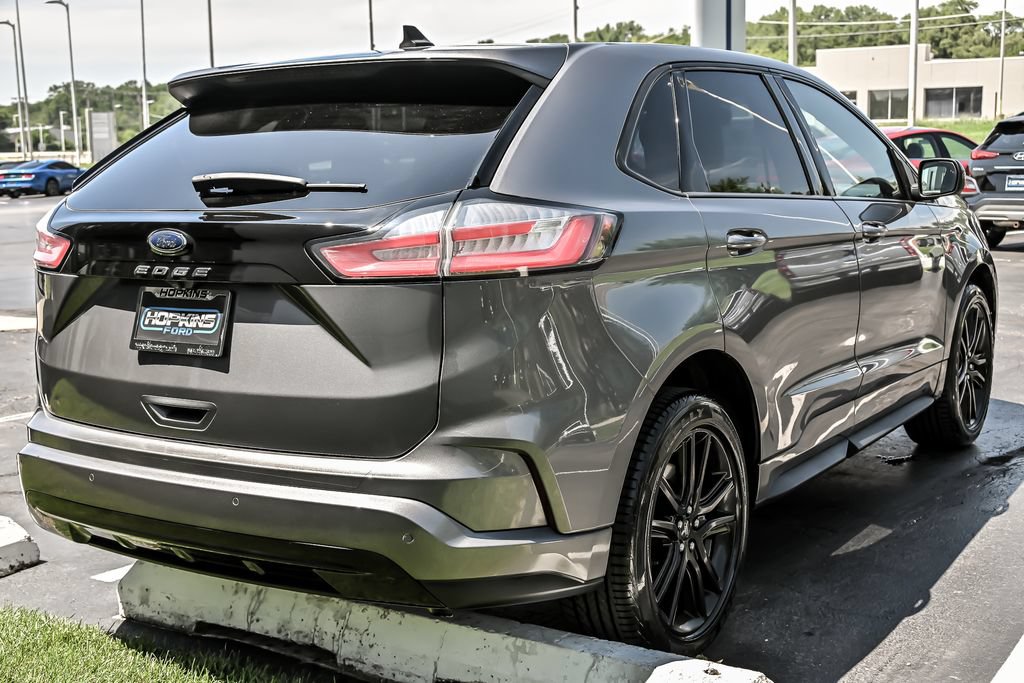 Certified 2023 Ford Edge ST-Line AWD/4WD image 8