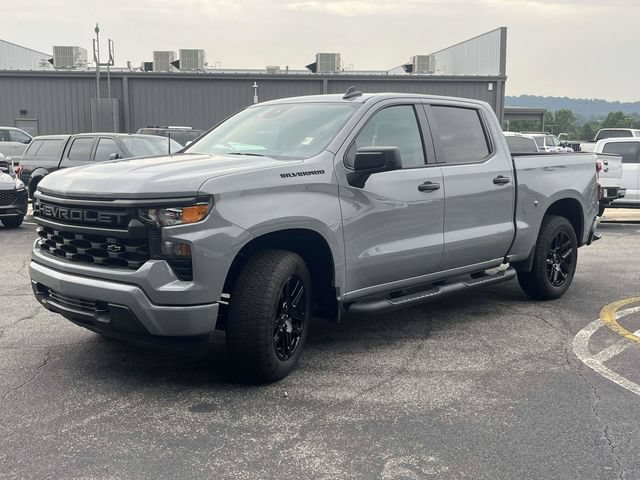 Used 2024 Chevrolet Silverado 1500 Custom w/ Turbomax Blackout Package RWD image 8
