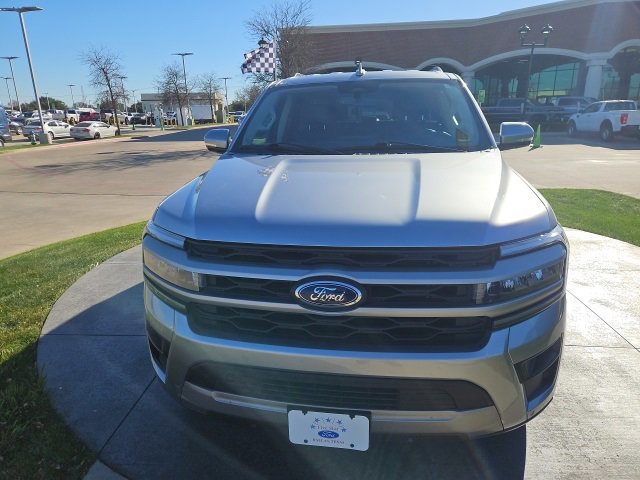 Certified 2022 Ford Expedition XLT image 6
