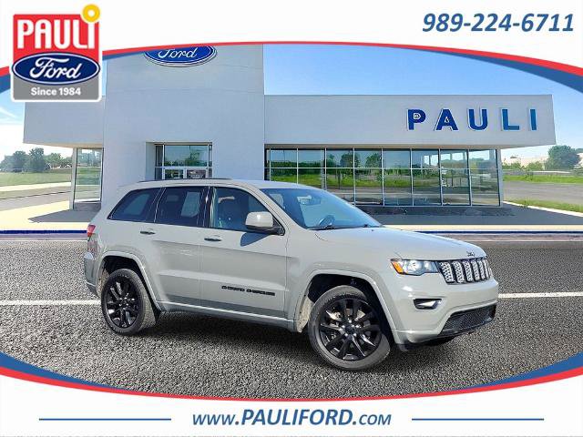 Used 2022 Jeep Grand Cherokee Laredo X AWD/4WD image 1