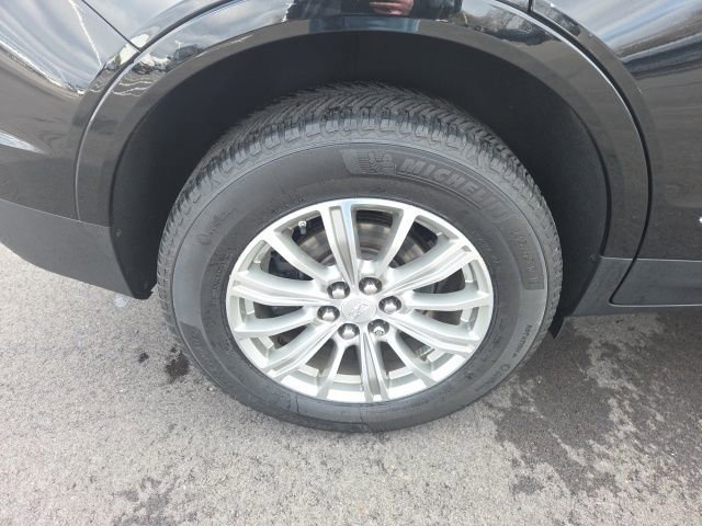 Used 2017 Cadillac XT5 Luxury w/ Driver Awareness Package image 11