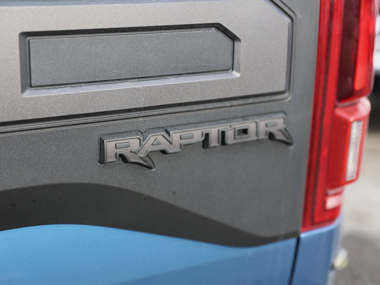 Certified 2020 Ford F150 Raptor w/ Equipment Group 802A Luxury image 12