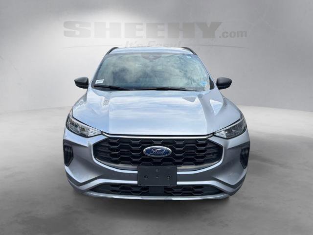 Certified 2023 Ford Escape ST-Line w/ Tech Pack #1 image 9
