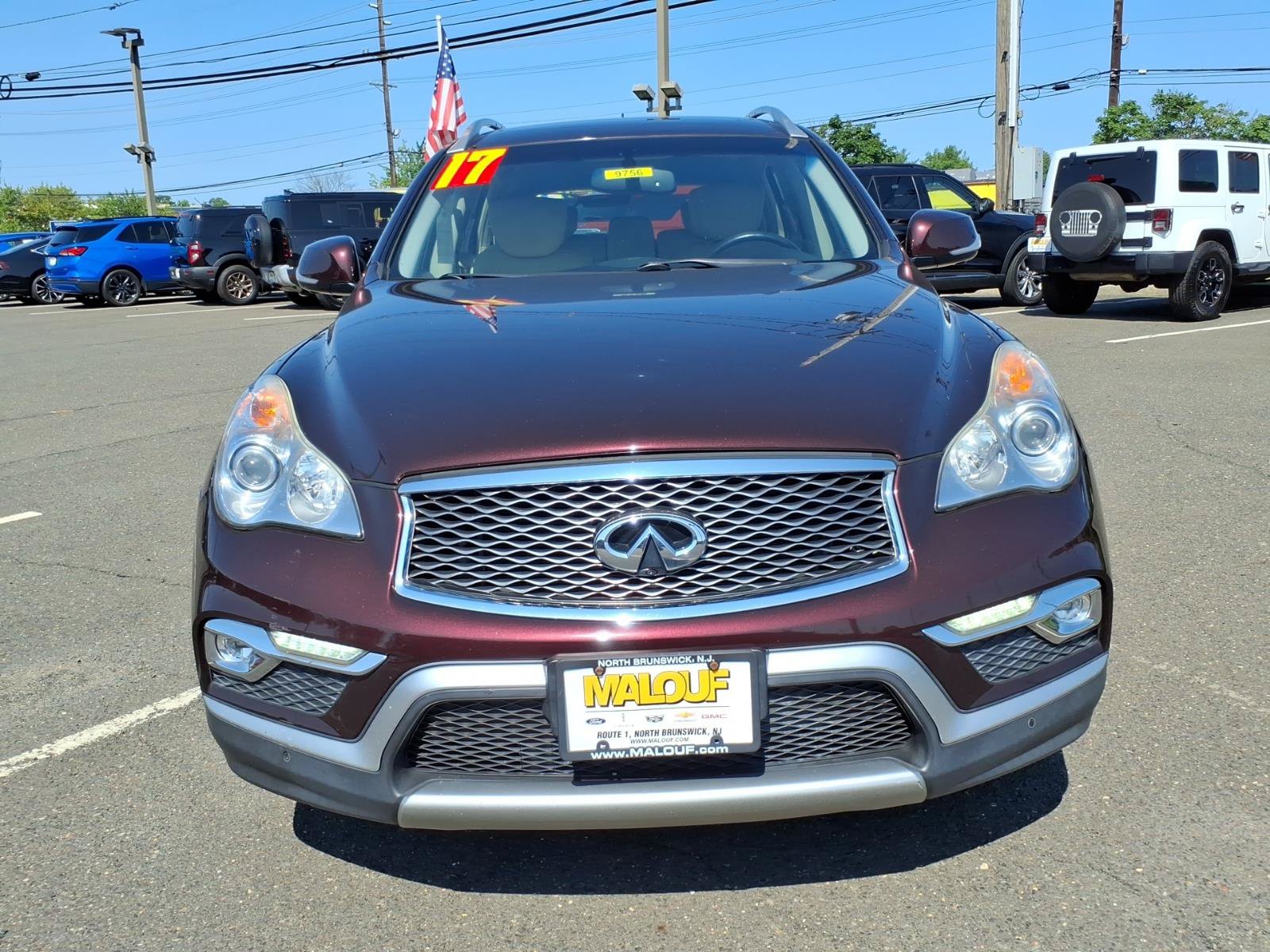 Used 2017 INFINITI QX50 AWD w/ Premium Plus Package image 2