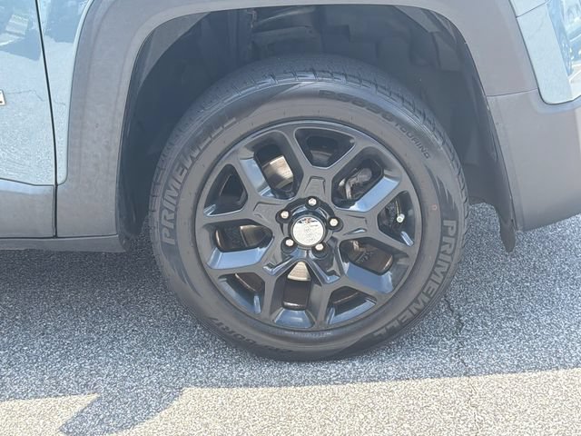 Used 2018 Jeep Renegade Latitude FWD image 14