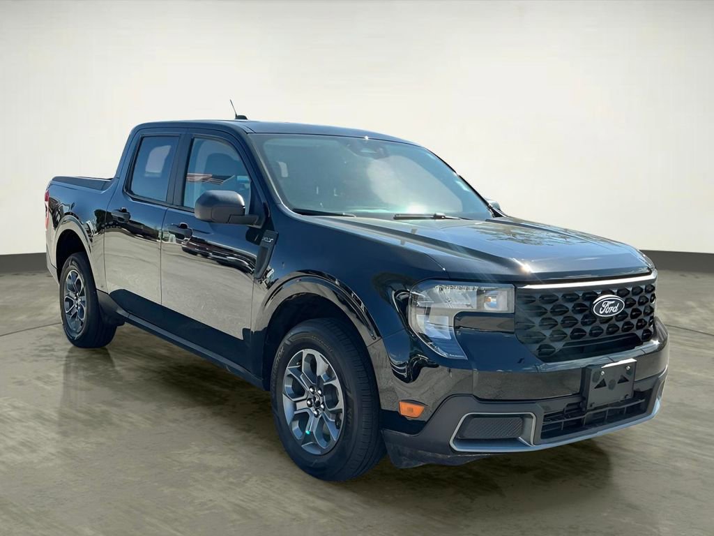 Certified 2025 Ford Maverick XLT w/ Equipment Group 302A AWD/4WD image 12