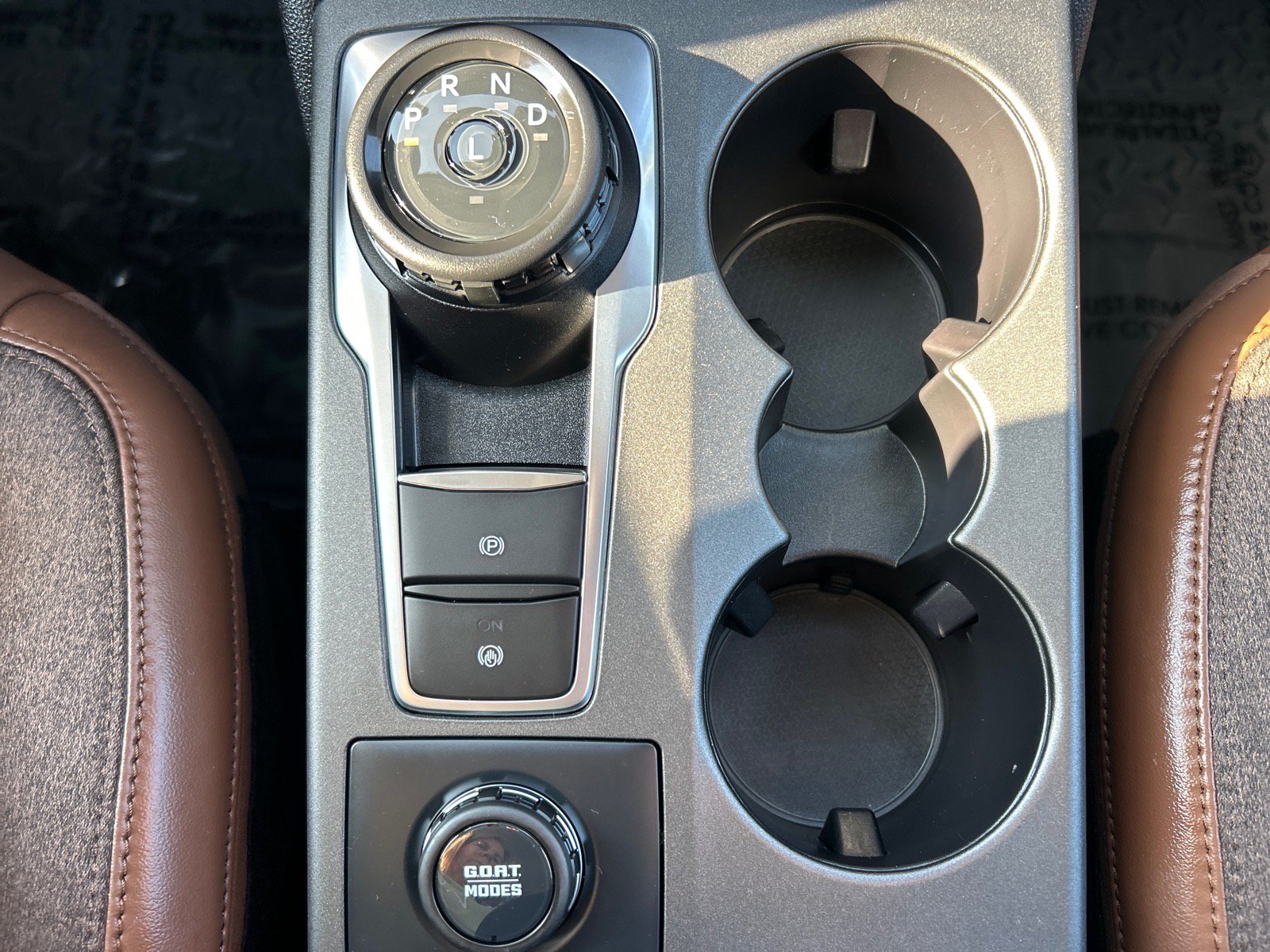 Certified 2025 Ford Bronco Sport Outer Banks w/ Outer Banks Tech Package+ AWD/4WD image 26
