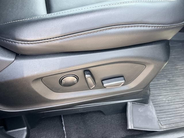 Certified 2023 Ford Explorer XLT w/ Equipment Group 202A AWD/4WD image 25