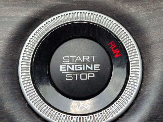 Used 2022 Jeep Grand Cherokee L Limited AWD/4WD image 33