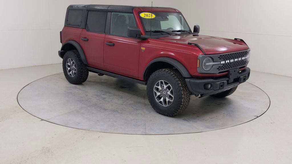 Certified 2025 Ford Bronco Badlands AWD/4WD image 11