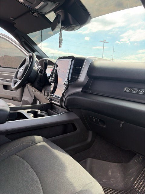 Used 2025 RAM 2500 Big Horn AWD/4WD image 15